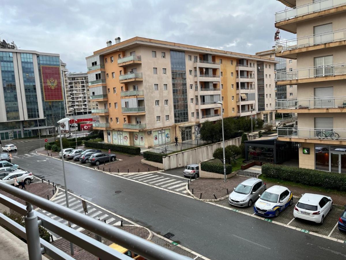 Lovely Apartment With The Parking Place Podgorica Exterior foto